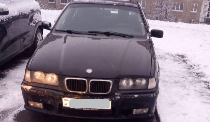 BMW 3 series III (E36) 1995 2,3 бензин 1,6 бензин седан